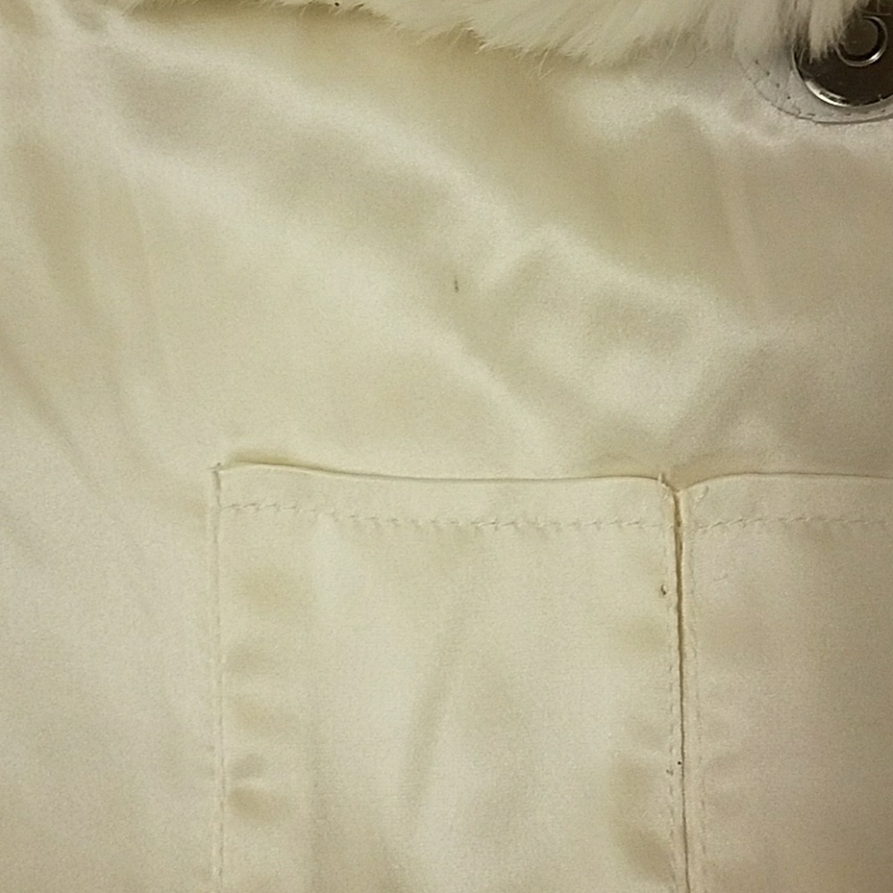 White Rabbit Fur Bag - Picture 4 of 5